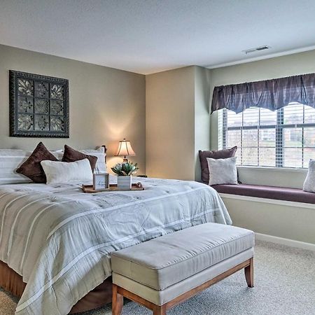Condo Amidst Branson Action With Pool Access And Golf! Exterior photo